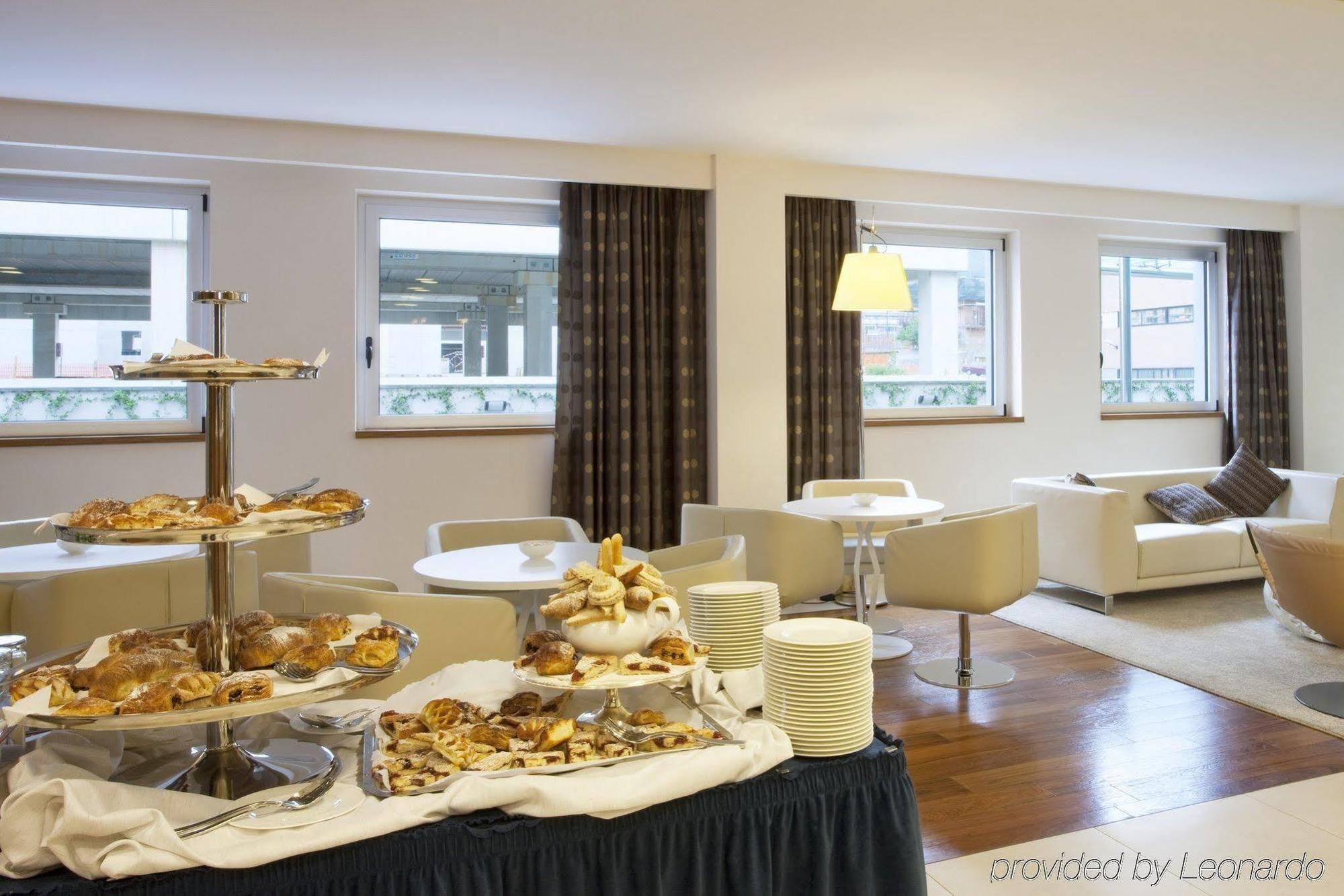 Holiday Inn Salerno-Cava De' Tirreni By Ihg Cava deʼ Tirreni Restaurante foto